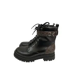 Boots Ankle Flats By Calvin Klein In Black, Size:9