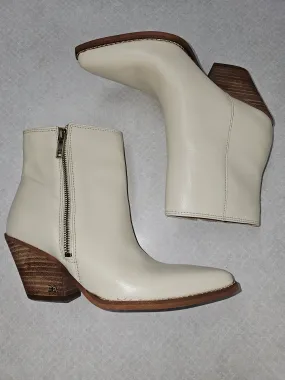 Boots Ankle Heels By Sam Edelman In Cream, Size:6