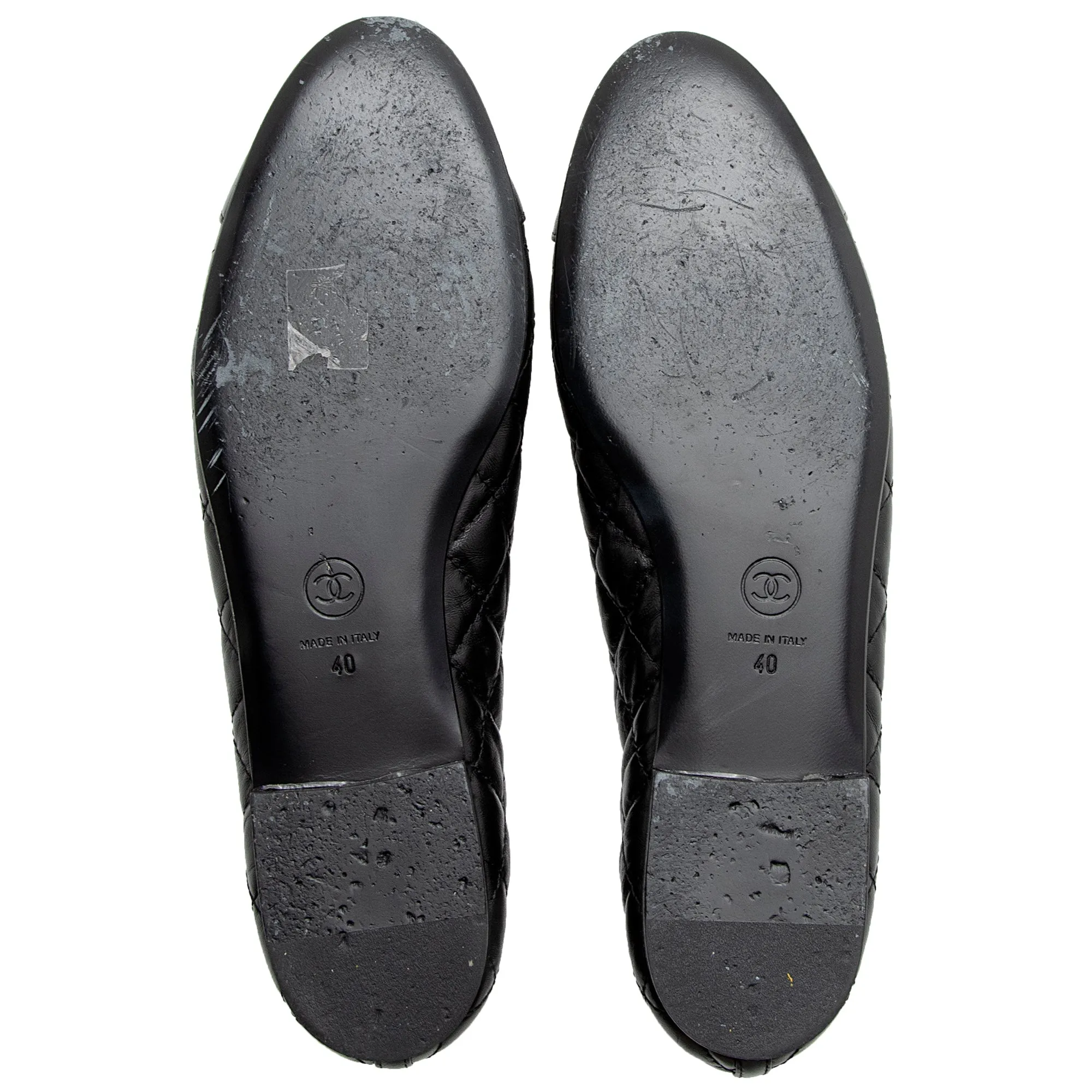 Chanel Quilted Calfskin Cap Toe Ballet Flats - Size 10 / 40 (SHF-22171)