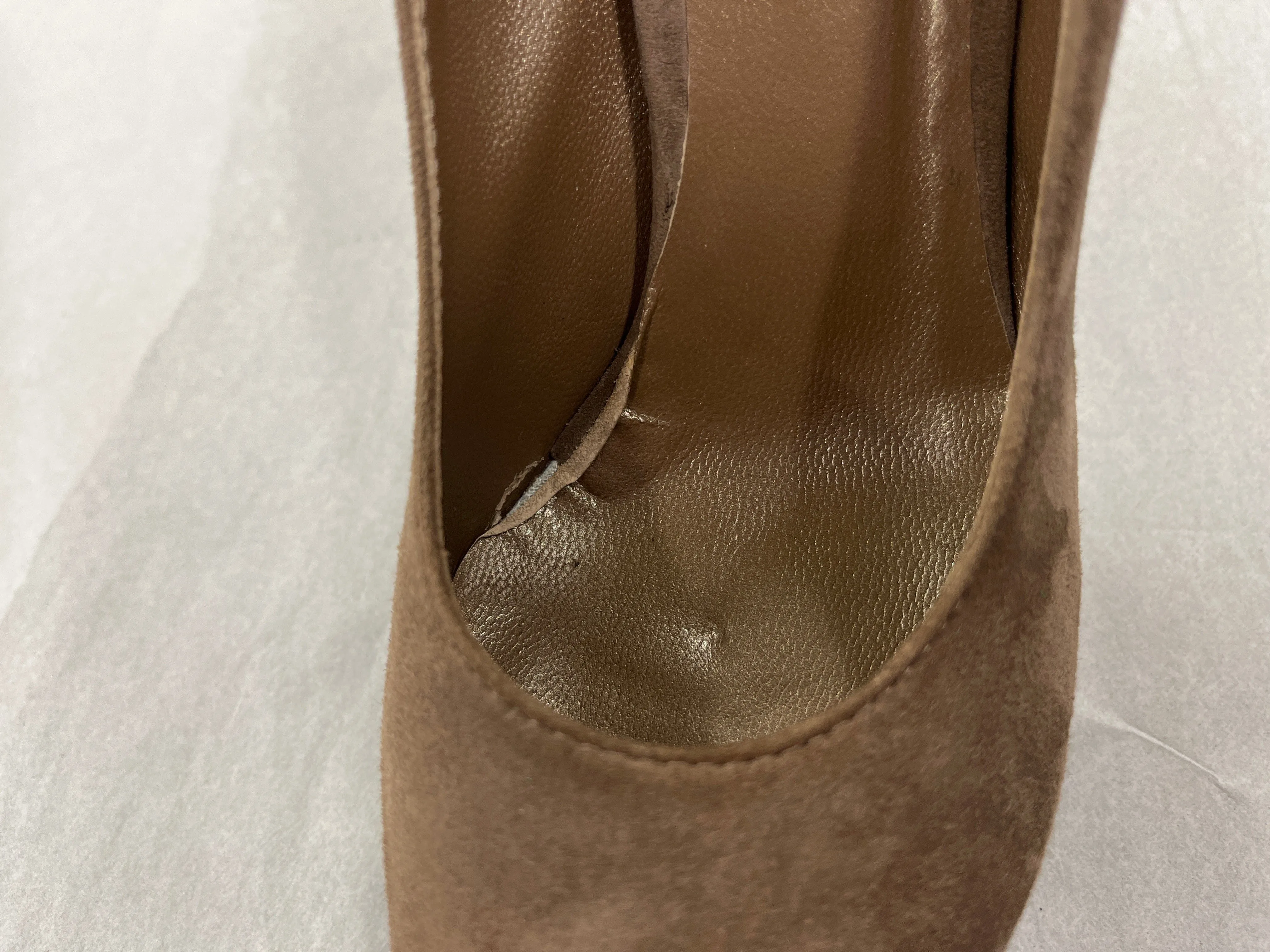 Daniela Fargion Brown Suede Platform Pump Heels - 9
