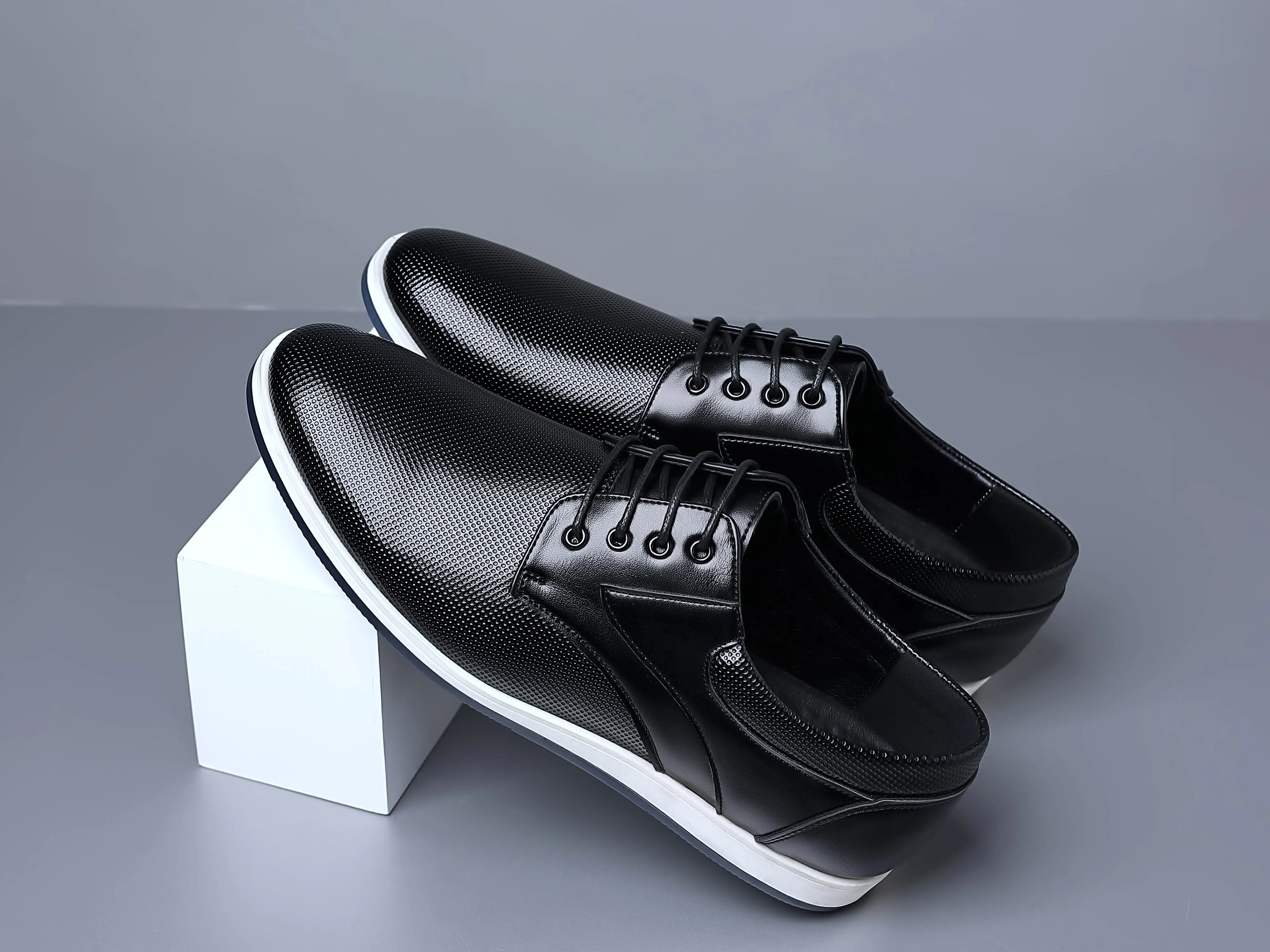 Men's Leather Low Top Oxfords