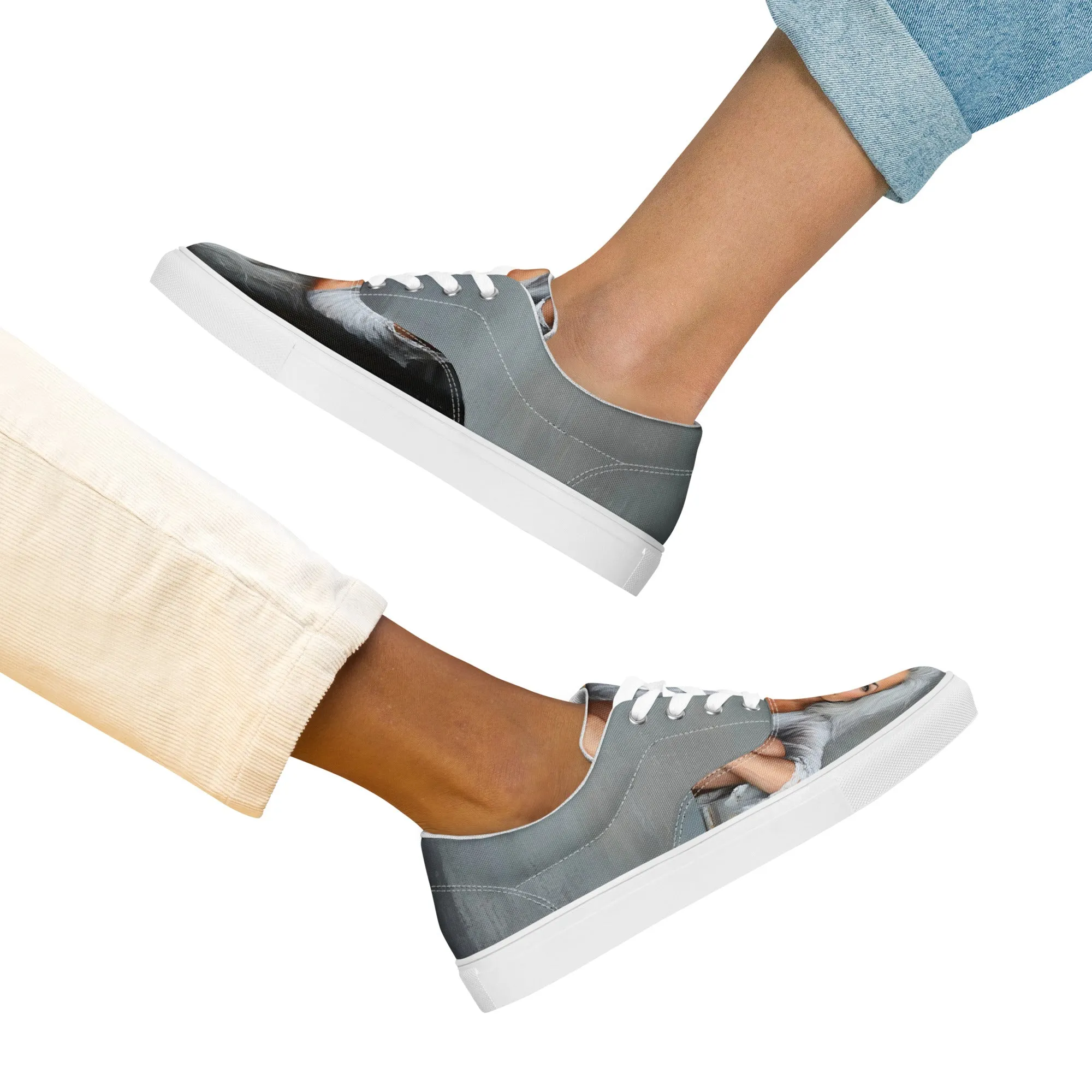 Timeless Hope Women’s lace-up canvas shoes